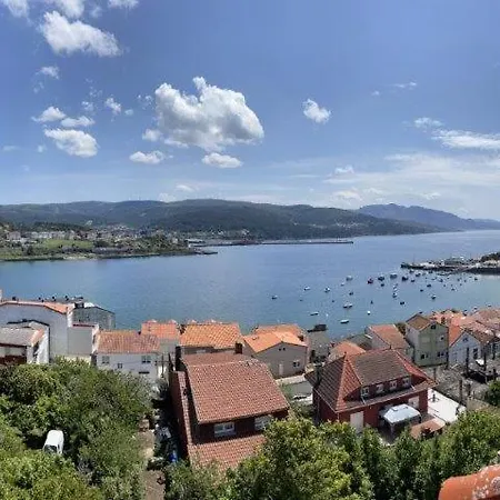 Appartamento Apartamento En Corcubion, Con Excelentes Vistas Al Mar *